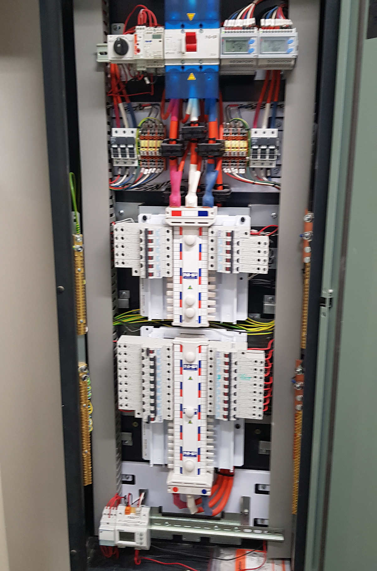 Property Services Audits - Electrical Distribution Switchboard serving a medical tenancy in Hawthorn, Victoria, serving for general light and power as well as air-conditoning and HVAC services.