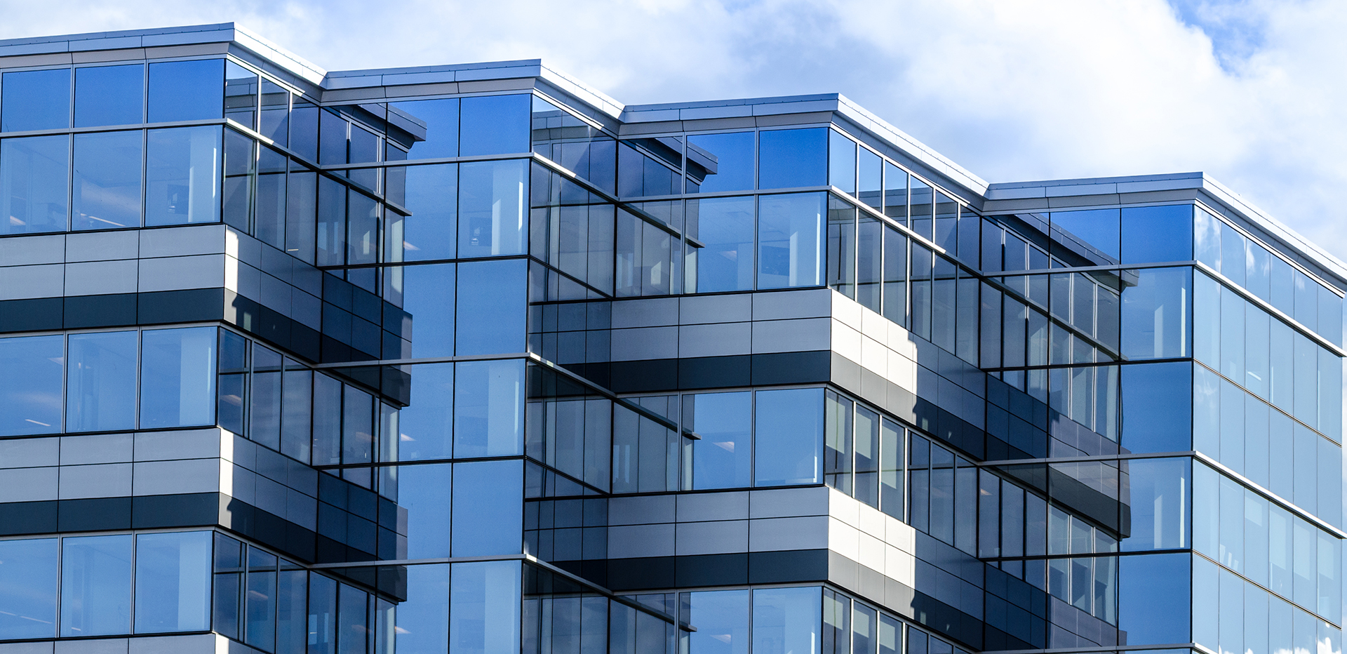 Integration of legacy systems in commercial buildings - WR8TECH commercial building client in the northern suburbs of SYDNEY, NSW. with Mirro exterior.