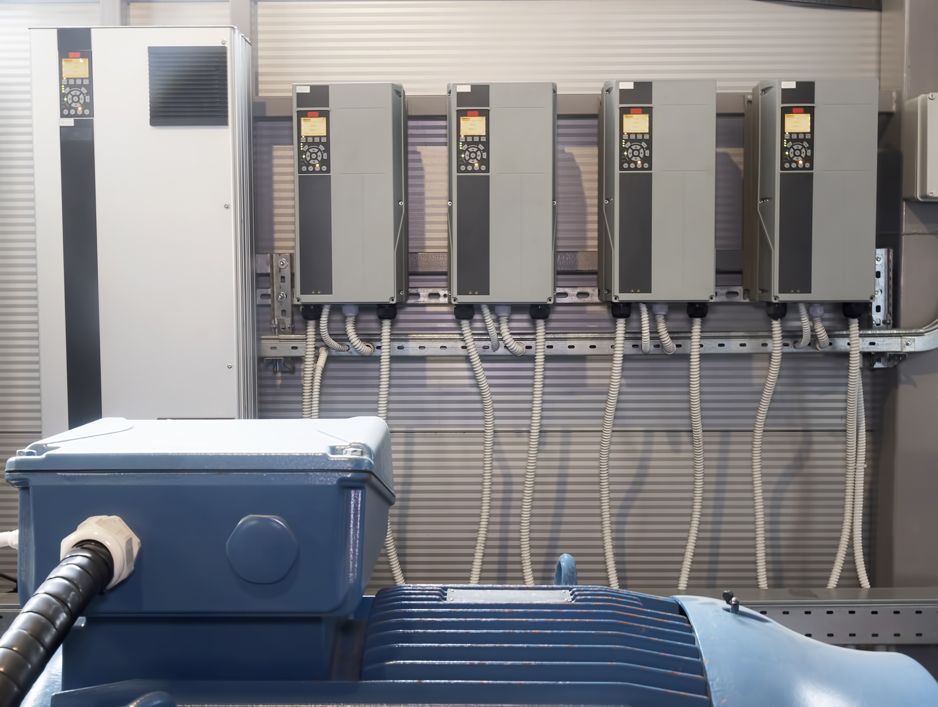 Advanced smart building technology integrating Building Management Systems (BMS), HVAC automation, mechanical services electrical infrastructure, and intelligent energy monitoring within a modern commercial facility. WR8TECH specialises in connected building systems including HVAC controls, electrical automation, BACnet integration, Variable Speed Drives (VSDs), and real-time operational visibility for commercial buildings across Melbourne, Sydney, and Canberra.