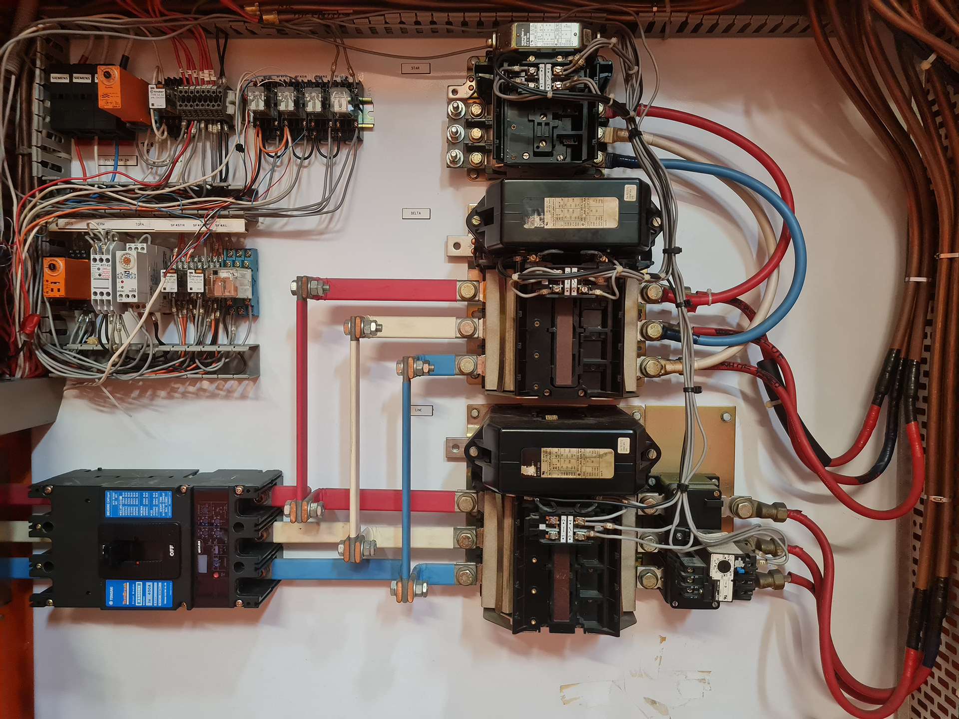 250 kW star-delta motor starter inside an ageing Mechanical Services Switchboard prior to replacement with a Variable Speed Drive.