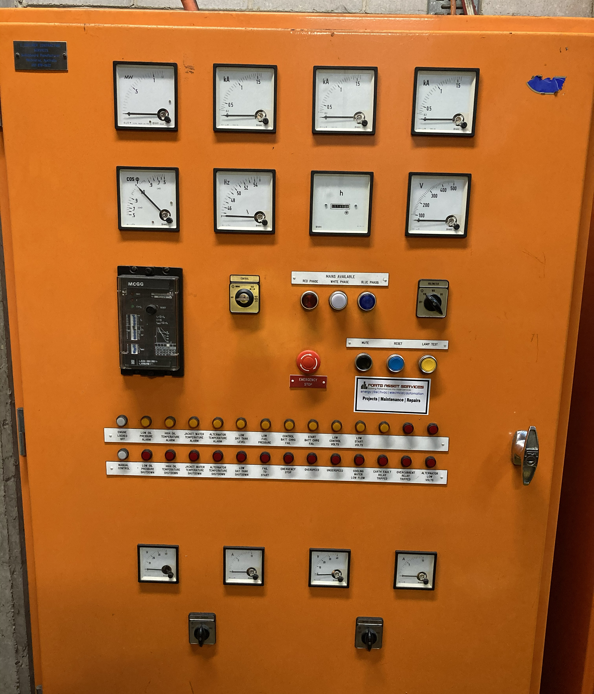 Commercial building diesel generator control panel with electrical instrumentation, alarms and operational controls supporting an Electrical Management System in a Sydney commercial building.