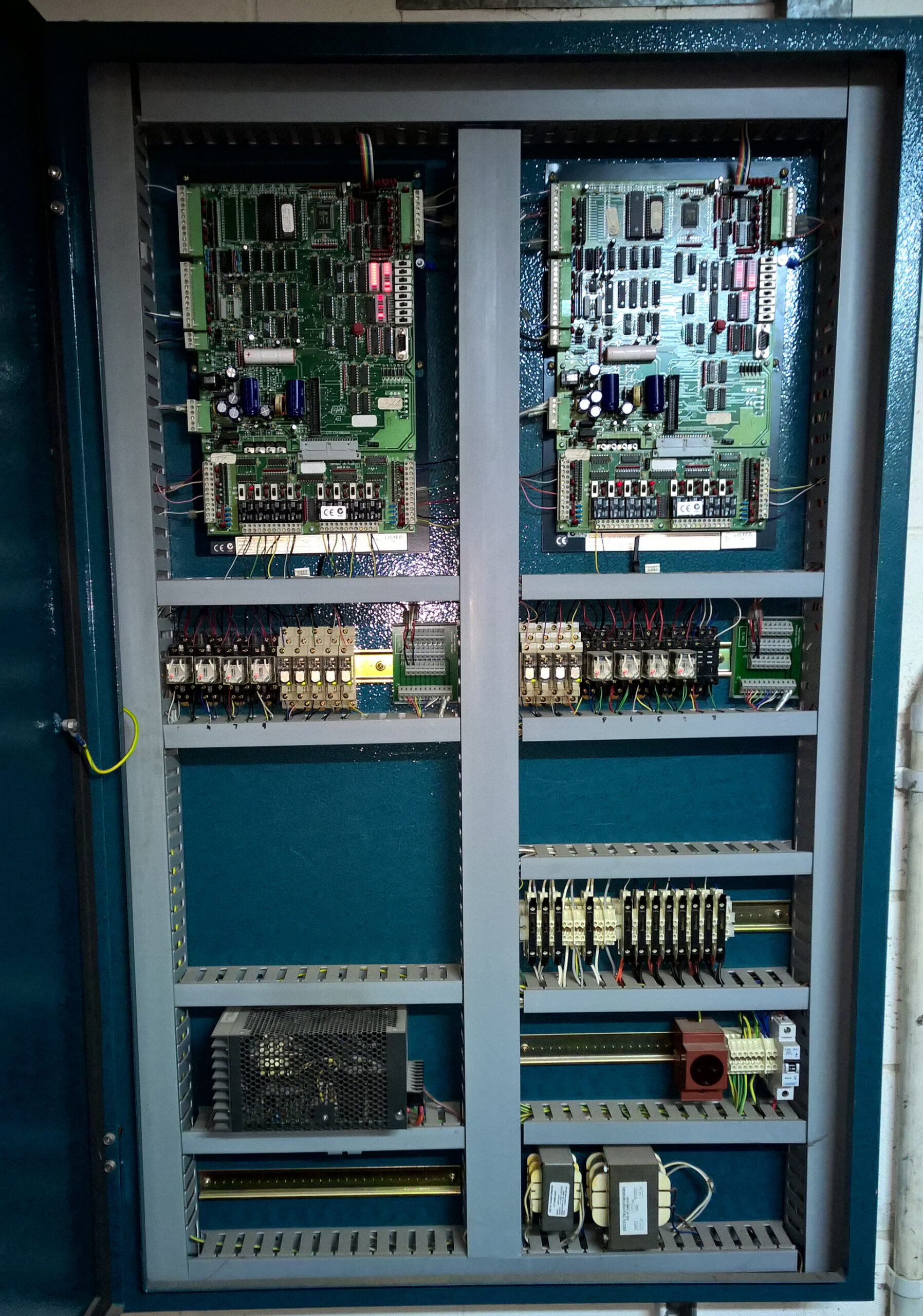 Legacy 1980s CSI Building Management System control panel using proprietary RS-485 communications prior to upgrade to a Tridium Niagara BACnet Building Management System in Sydney.